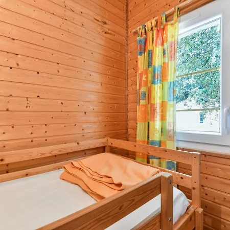 Comfy Holiday In Saint-savinien With Sauna Vakantiehuis Saint-Savinien